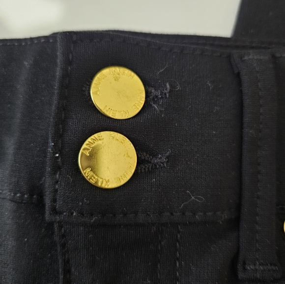 Black High Rise Skinny Anne Klein Jeans.  Slimming Spandex and Nylon. NWT - Picture 2 of 8